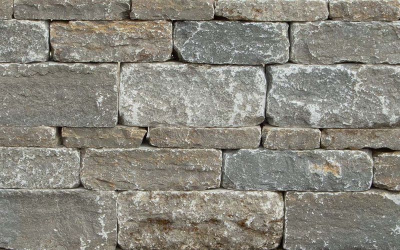 Muschelkalk Mauer beige-braun, grau