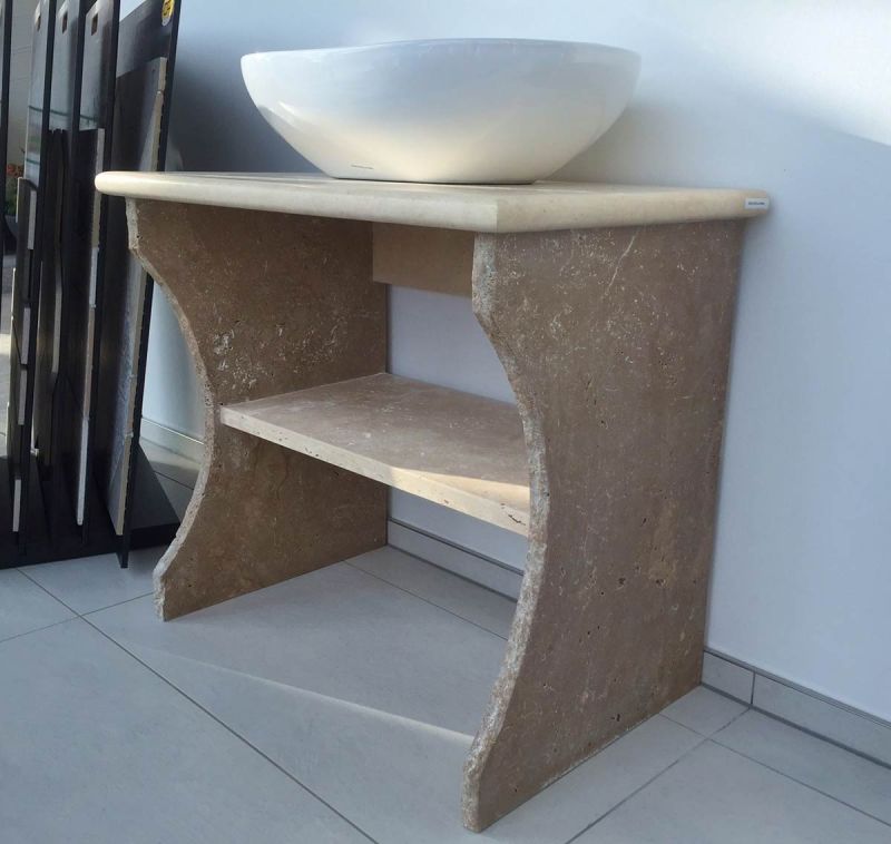 Travertin Möbel mit unterschiedlichen Oberflächen und Kantenbearbeitungen