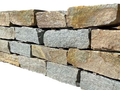 Gneis Mauersteine bruchrau Trockenmauer gelb grau