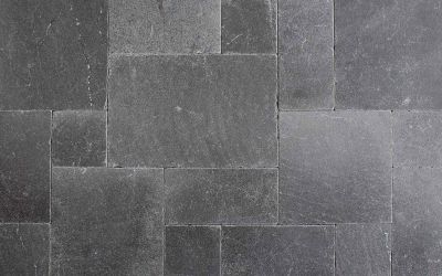 graue Basalt Terrassenplatten im Römischen Verband